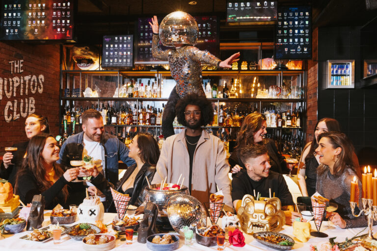 Iconic Culture - The chupitos club (martijn barzilaij)